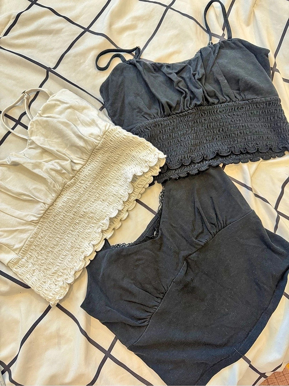 Hollister tops
